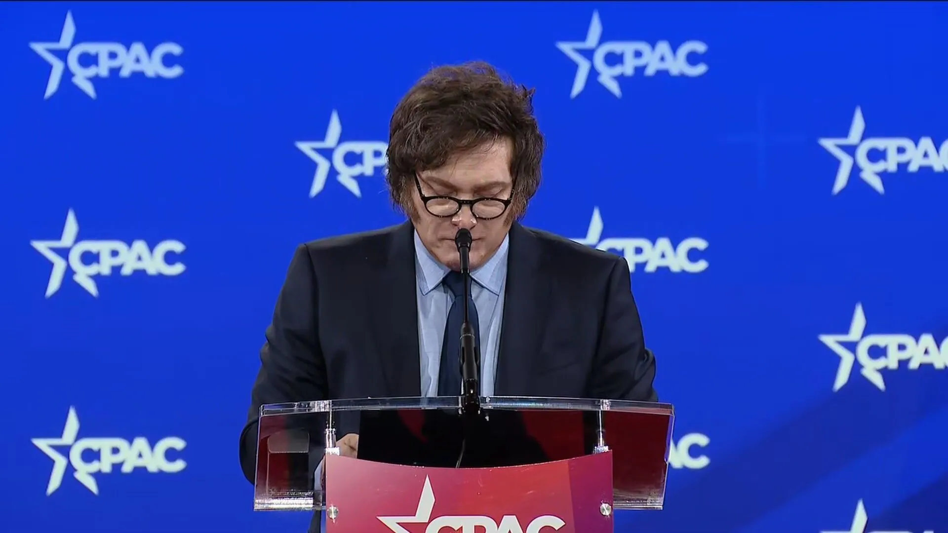 Milei diz que Mercosul só enriqueceu brasileiros e ameaça deixar bloco