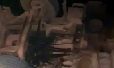 CAMINHAO_22b- CAMINHAO_22b-