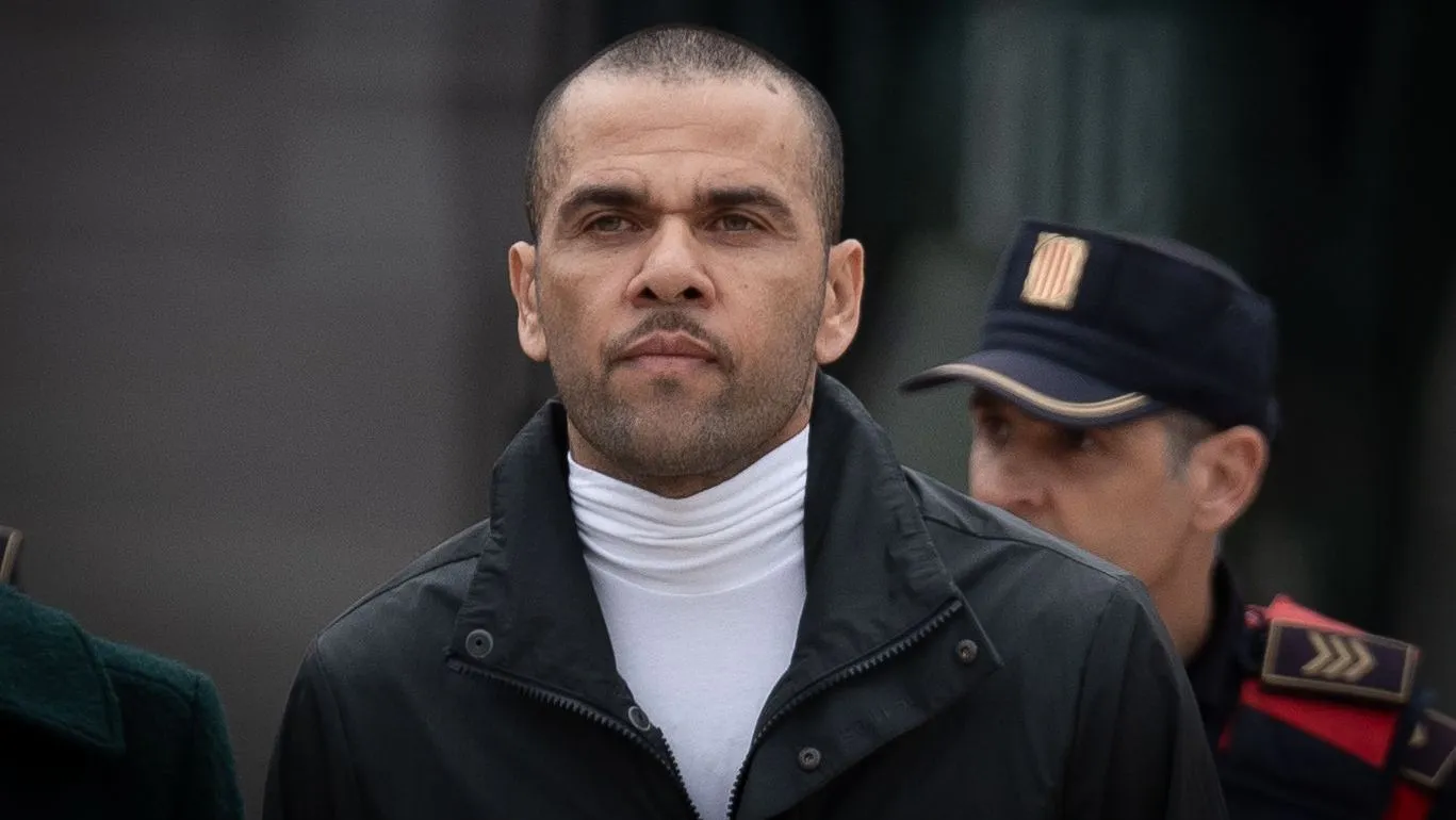 Justiça espanhola absolve Daniel Alves em caso de agressão sexual
