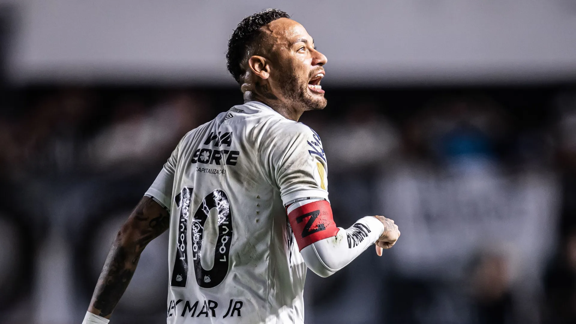 Neymar preocupa? Craque do Santos explica substituição contra o Bragantino