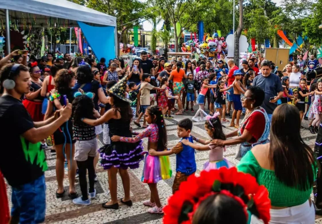 Terceira noite de Carnaval terá baile infantil e dos idosos em Rio Branco