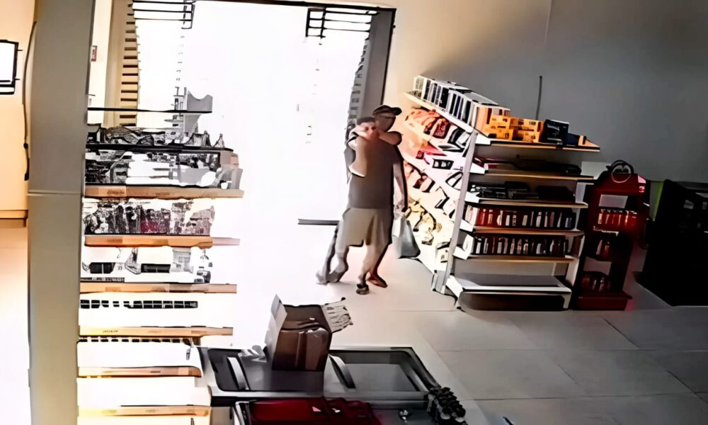 WhatsApp Image 2025-03-04 at 18.40.17 WhatsApp Image 2025-03-04 at 18.40.17