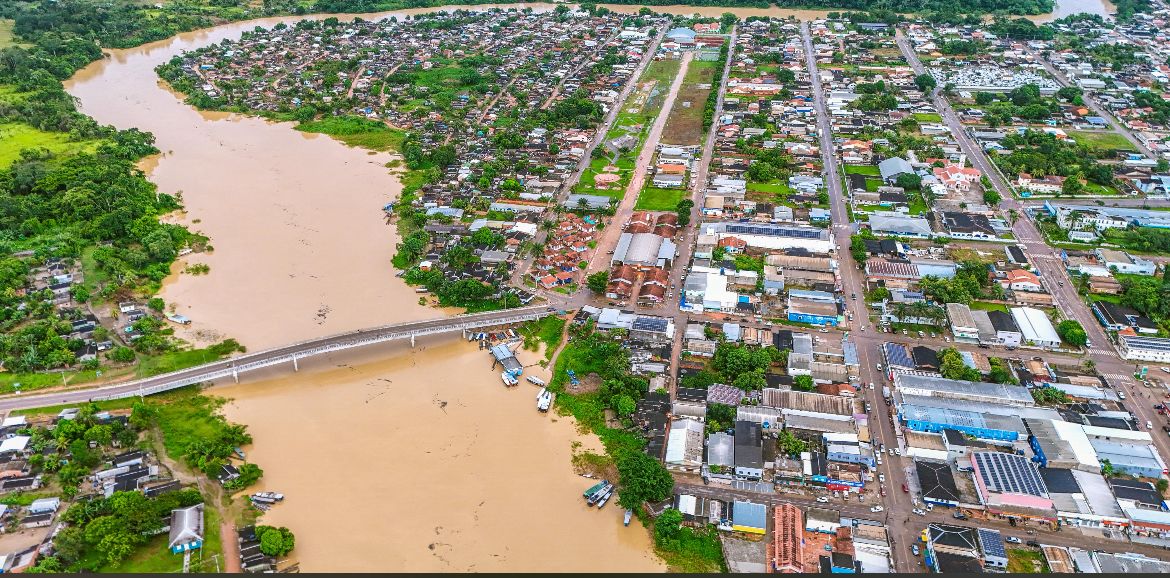 Rio Iaco atinge 14,17 metros e segue acima da cota de alerta em Sena Madureira