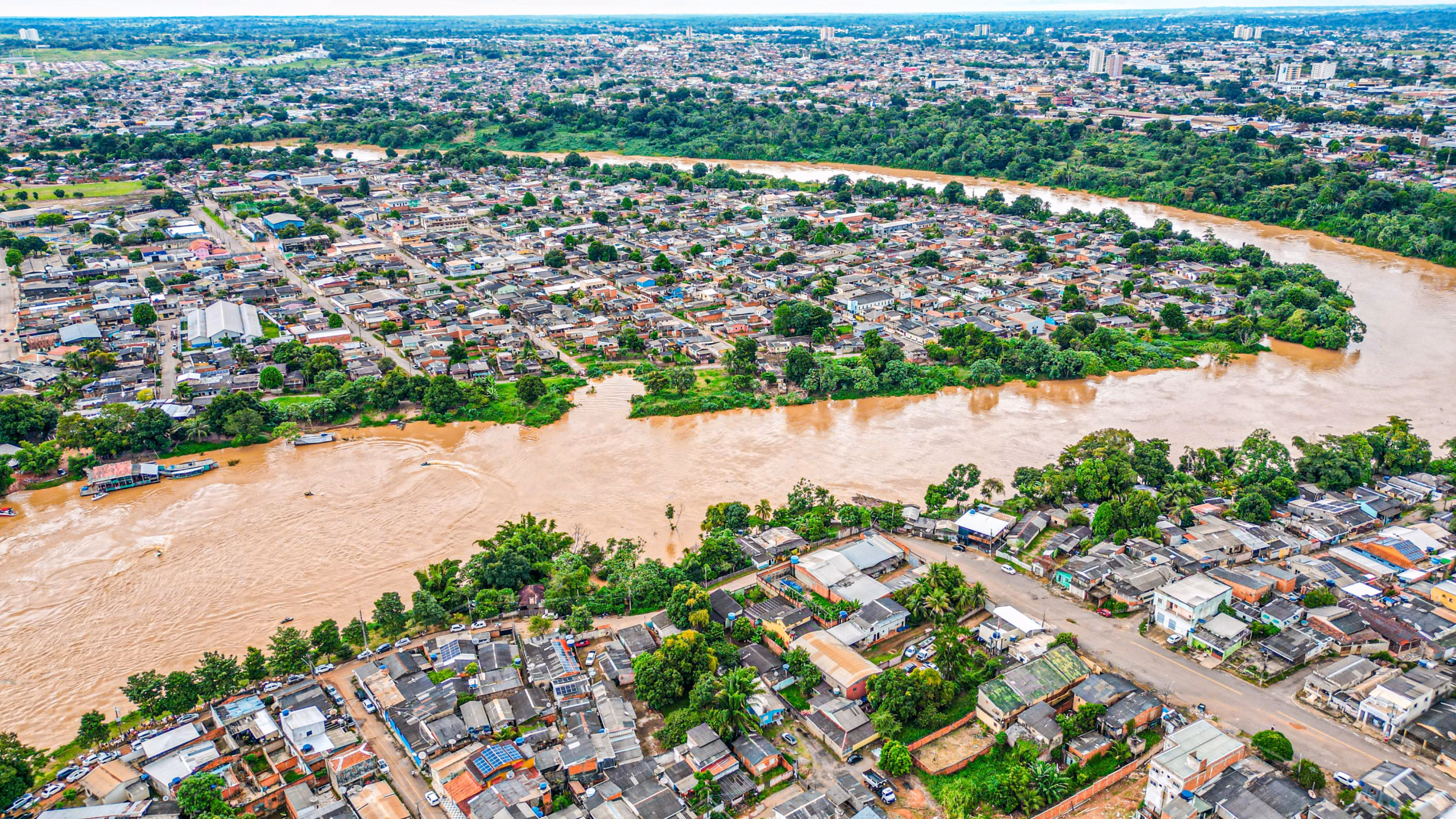 Rio Acre dá sinais de vazante e diminui ainda mais o nível na capital acreana