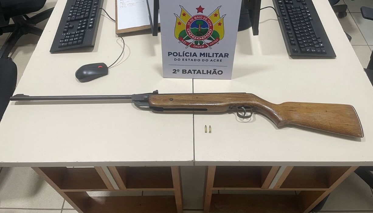 Adolescente é apreendido com arma de fogo no bairro Taquari