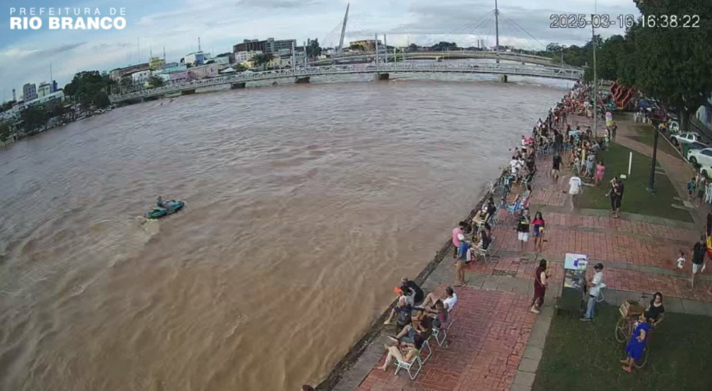Nível do Rio Acre se mantém estável com 15,82 metros na capital
