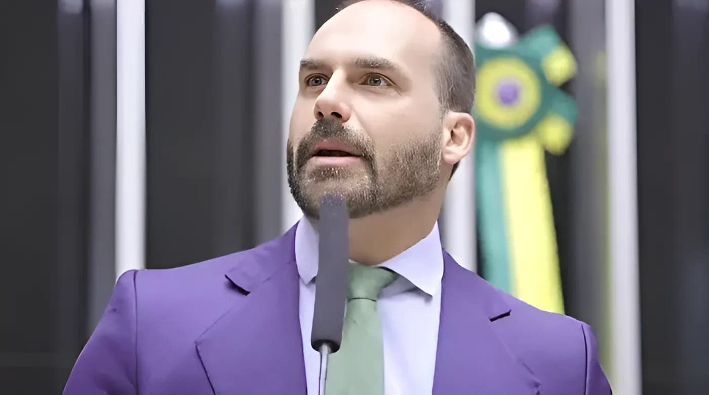 À CNN, Eduardo Bolsonaro diz que vai pedir asilo político nos Estados Unidos