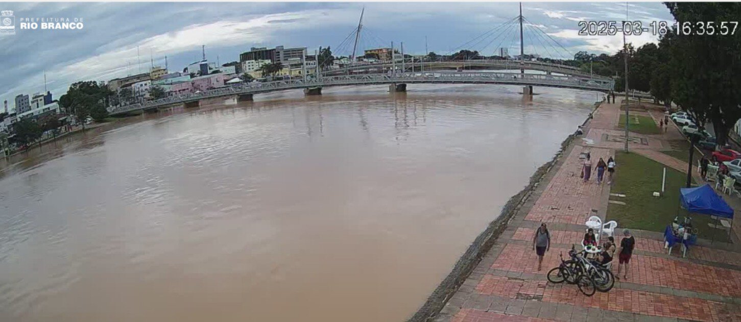 Rio Acre segue em queda e registra 15,71 metros em Rio Branco