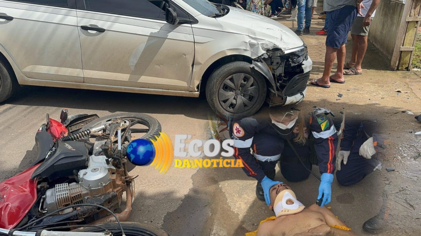 Colisão entre carro e moto deixa homem ferido com fratura na perna