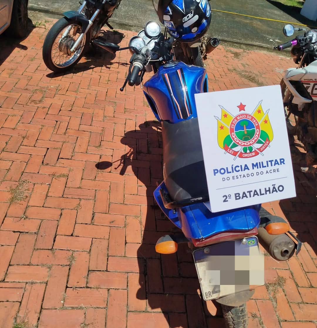 Polícia Militar recupera Motocicleta no bairro Rosa Linda