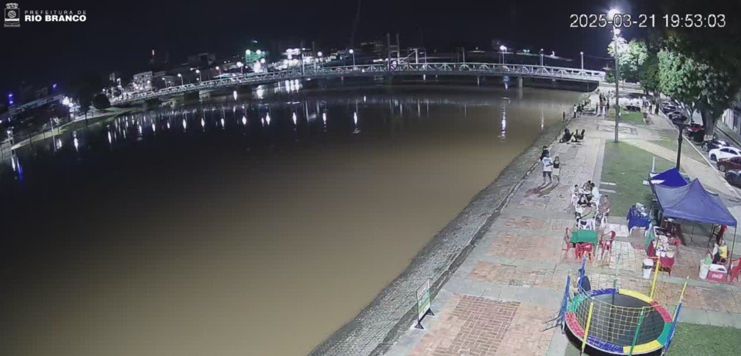 Rio Acre mantém vazante e atinge  15,06 metros em Rio Branco