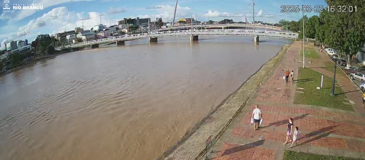 Rio Acre segue com tendência de vazante e registra 14,67 metros na capital