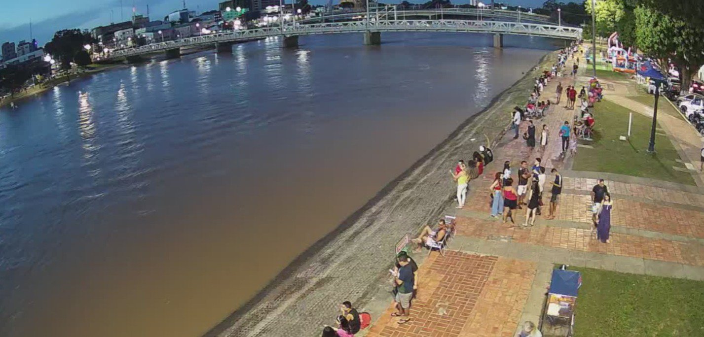 Rio Acre deve sair da cota de transbordo ainda neste domingo na capital