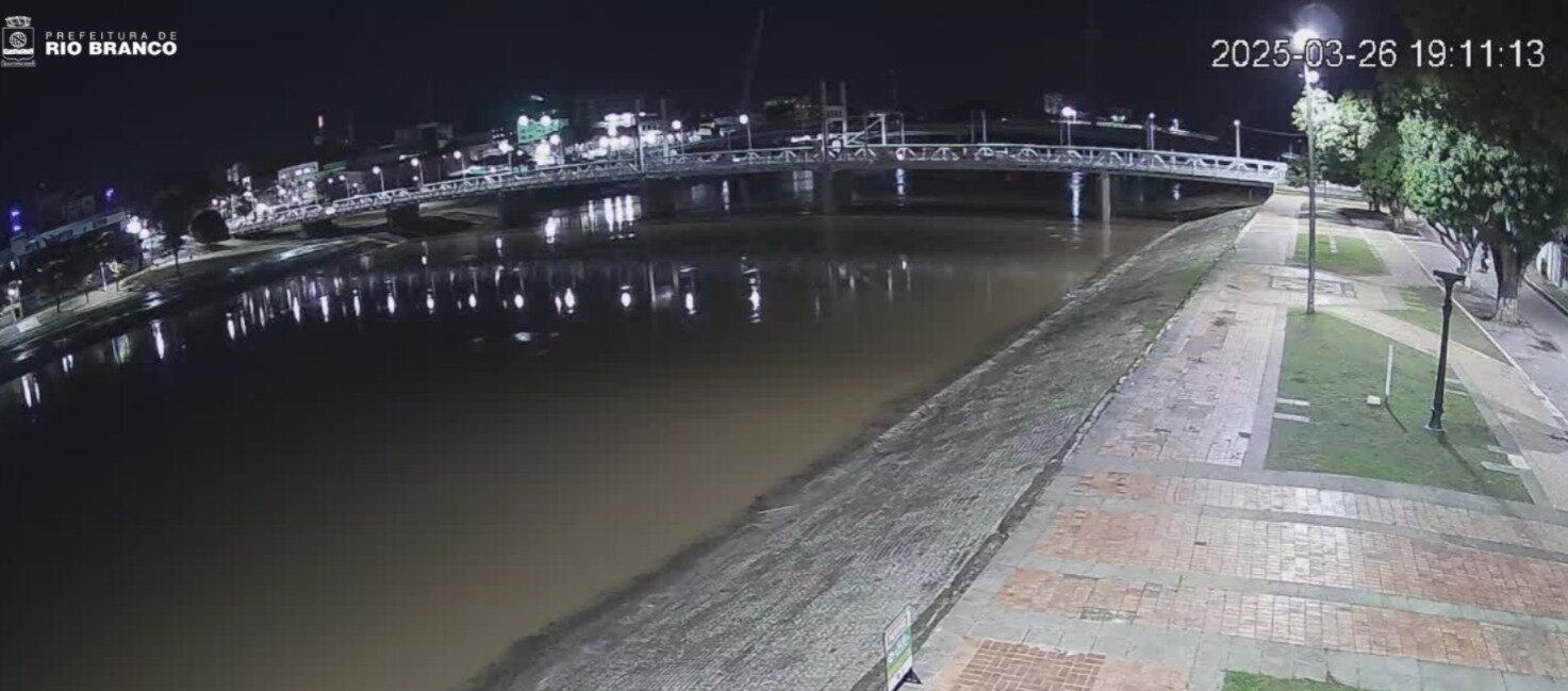 Nível do Rio Acre continua em queda e chega a 11,94 metros