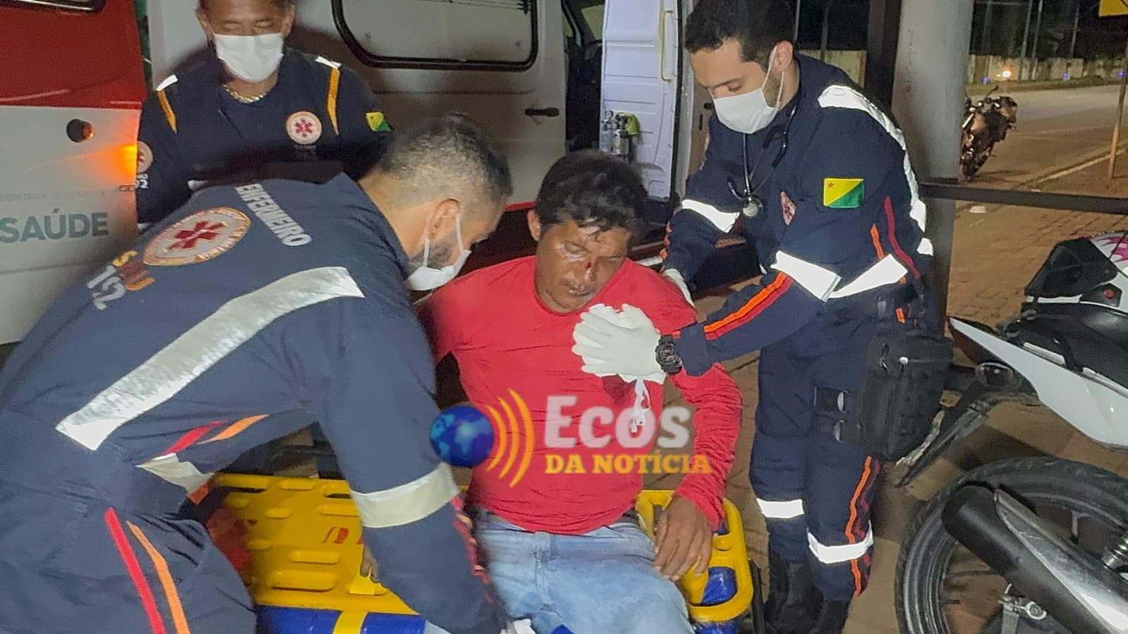 Homem é esfaqueado após suspeita de envolvimento com mulher casada