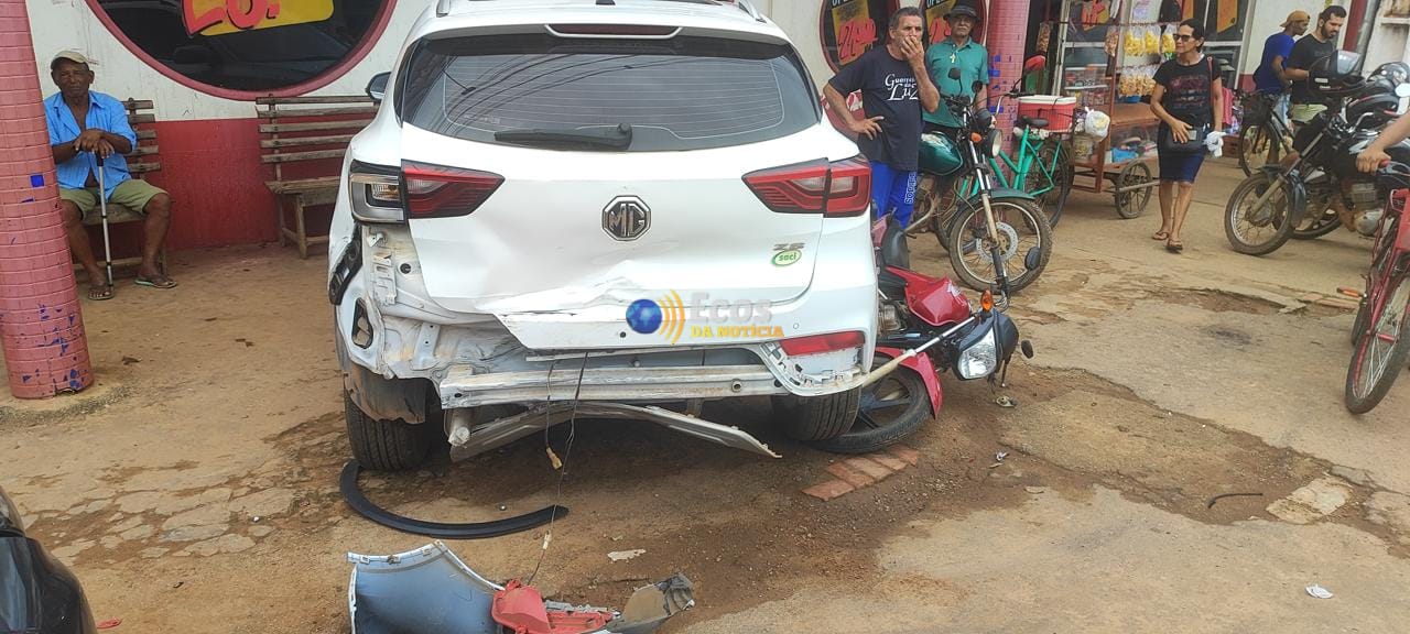 Homem sem CNH e com sinais de embriaguez causa acidente envolvendo 4 veículos  no Acre