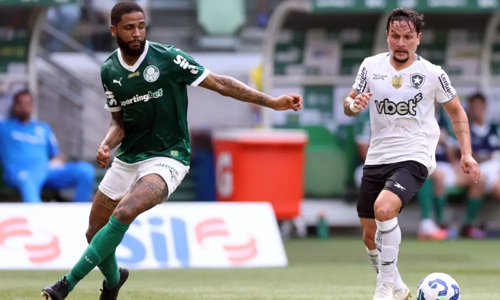 bota-paplmeiras-e1743367334764 Palmeiras e Botafogo só empataram no Allianz Parque pelo Brasileirão • Foto: Vitor Silva/Botafogo.