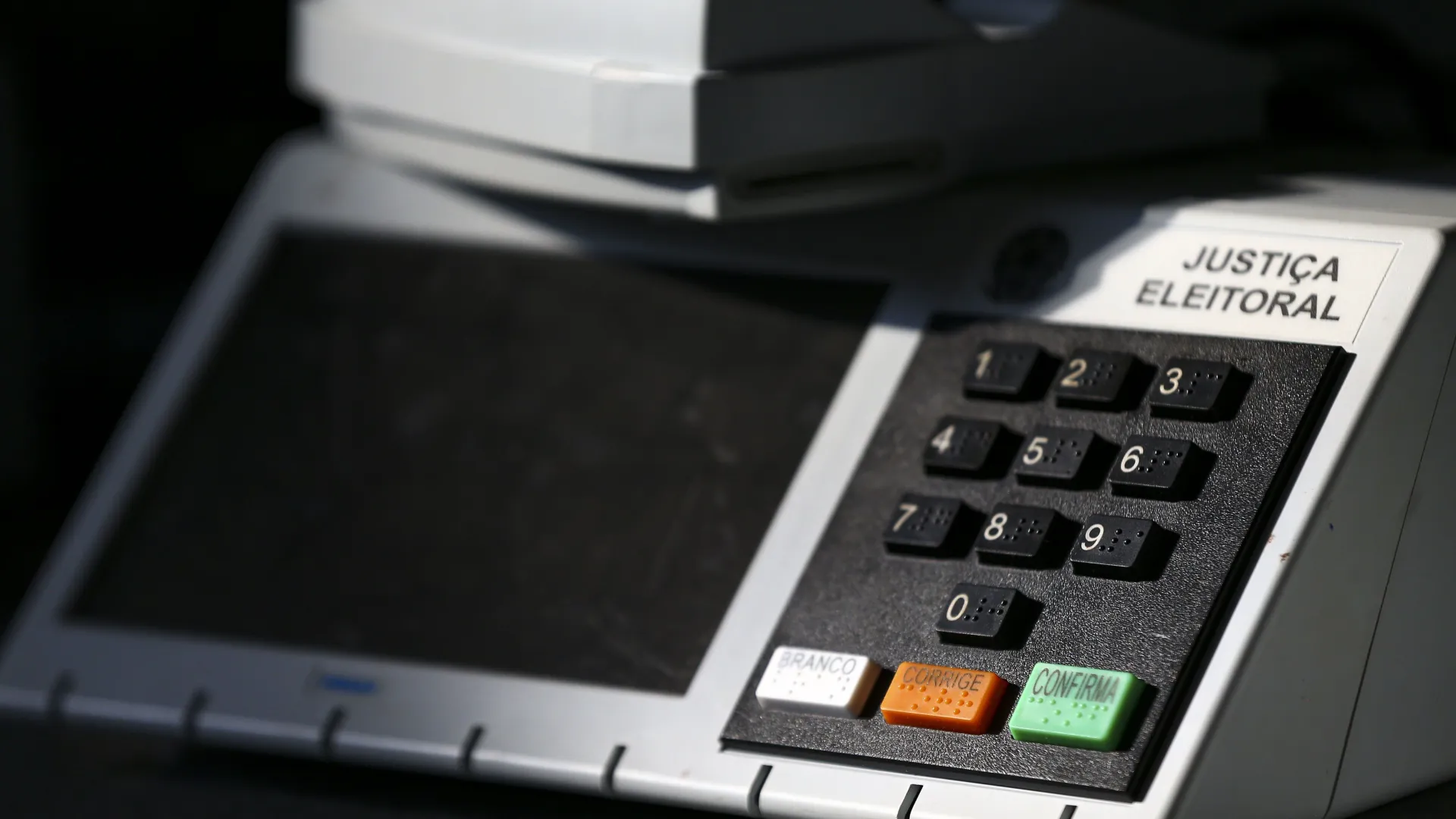 Tribunal Superior Eleitoral vai destruir 195 mil urnas eletrônicas; saiba o motivo