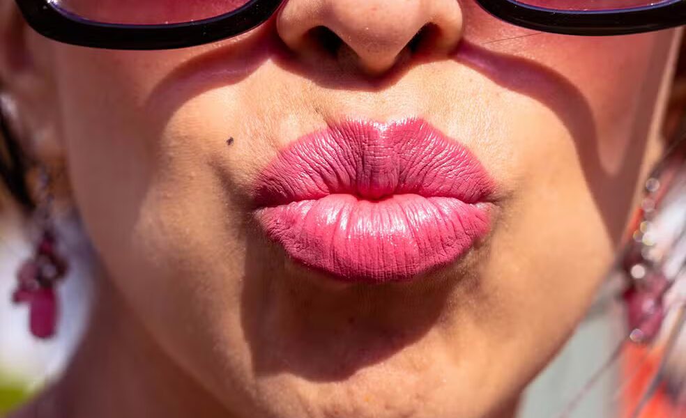 pexels-jon-16044145 (1) Beijo — Foto: Jon/Pexels