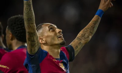 Raphinha foi o destaque do Barcelona em vitória contra o Benfica