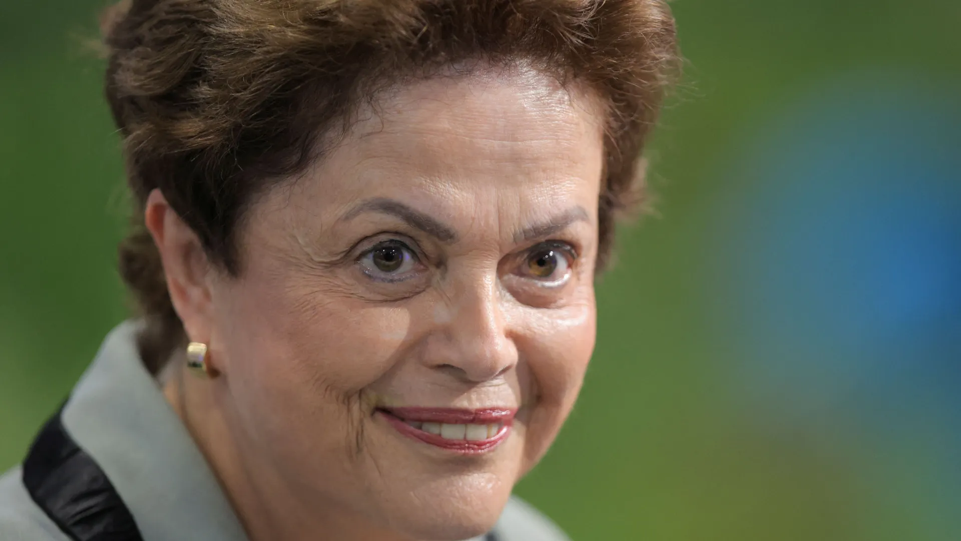 Dilma é reeleita para Banco do Brics após aval de Putin