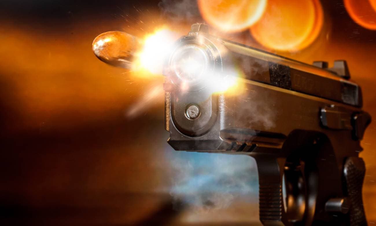 No Acre, homem brinca com arma e acaba atirando na própria cabeça