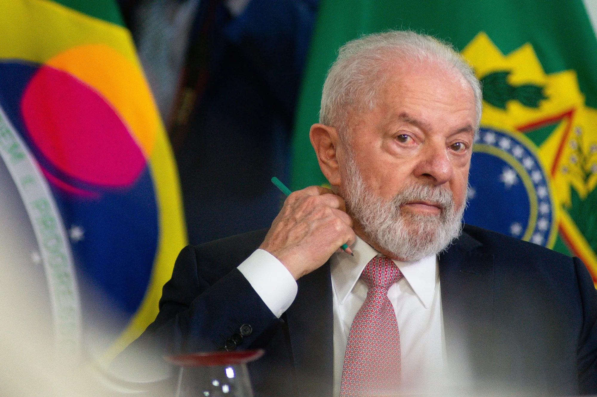 Paraná Pesquisas: Desaprovação de Lula sobe a 57%, maior patamar do 3º mandato