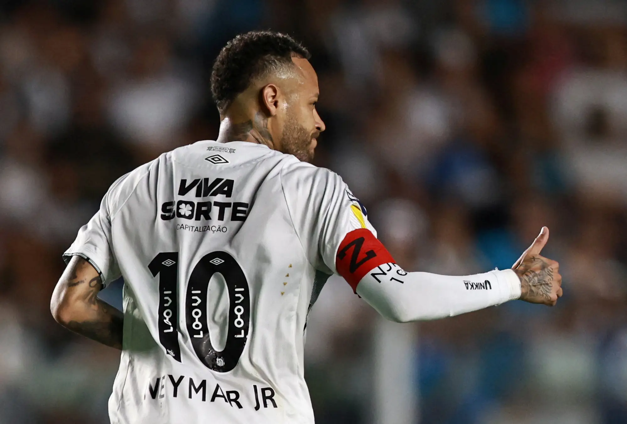 Santos anuncia 7K como nova patrocinadora máster, em acordo de até R$ 150 milhões