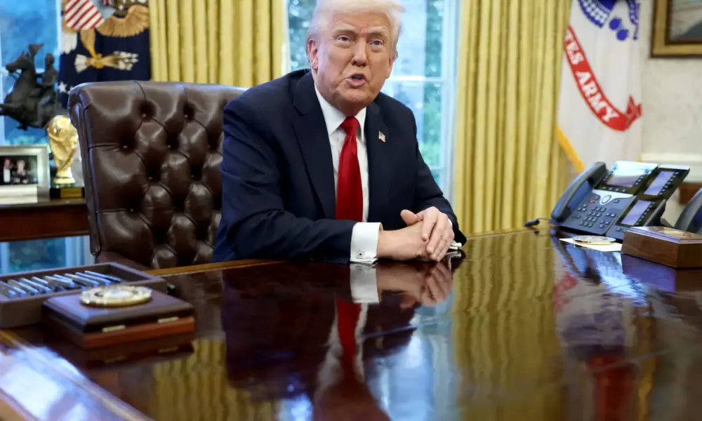 2025-03-26T230853Z_1_LYNXNPEL2P164_RTROPTP_4_USA-TRUMP Presidente dos Estados Unidos, Donald Trump • 26/03/2025 REUTERS/Evelyn Hockstein