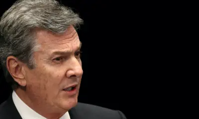 2025-04-25T005109Z_1640100321_RC2O4EAF504T_RTRMADP_3_BRAZIL-POLITICS-COLLOR FILE PHOTO: Senator Fernando Collor speaks during the final session of debate and voting on suspended Brazilian President Dilma Rousseff's impeachment trial in Brasilia, Brazil, August 30, 2016. REUTERS/Adriano Machado/File Photo