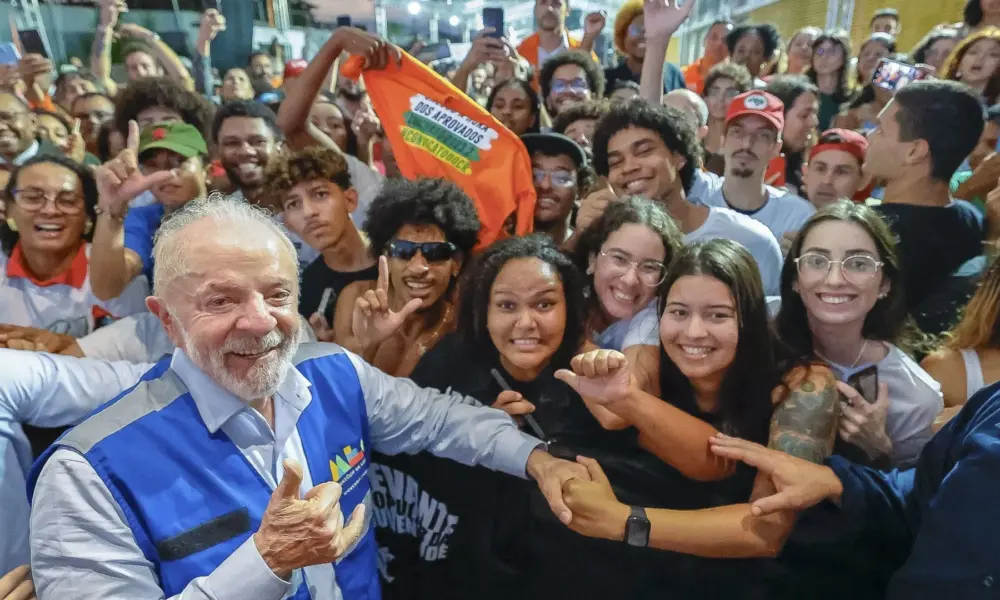 Entrega do campus faz parte de uma série de ações anunciadas nesta segunda pelo governo federal na busca de expandir e fortalecer a rede pública de ensino • Ricardo Stuckert/PR