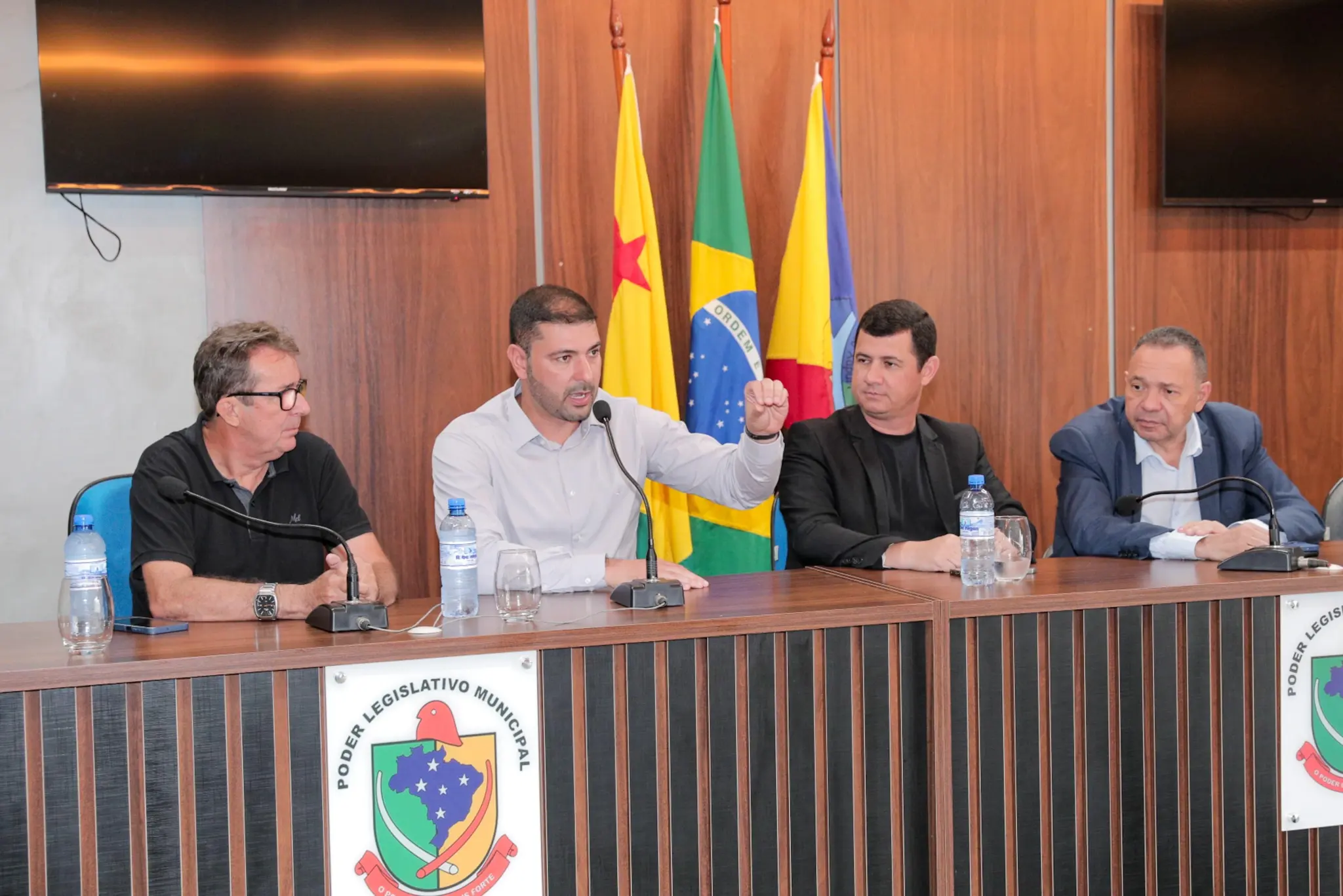 Nicolau garante apoio à produção do município de Capixaba