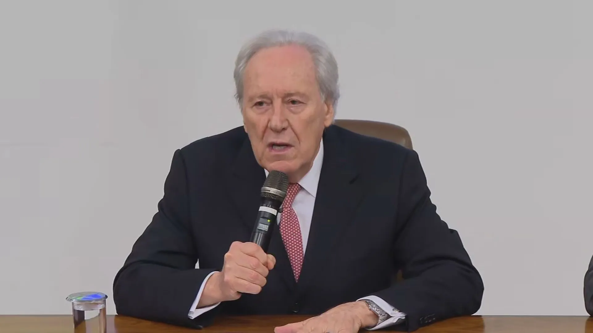 Aposentados foram “vítimas fáceis” de fraude no INSS, diz Ricardo Lewandowski