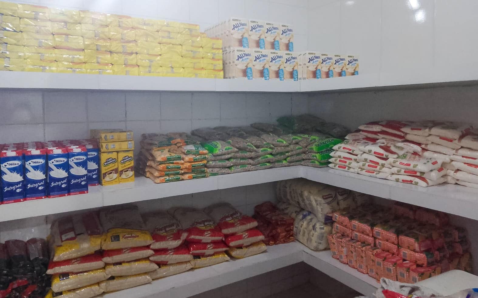 Educação mantém entrega regular de alimentação nas escolas indígenas de Mâncio Lima