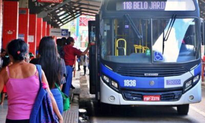 ONIBUS_GRATUTI-1000×600 Foto: Terminal central de Rio Branco I Whidy Melo/ac24horas