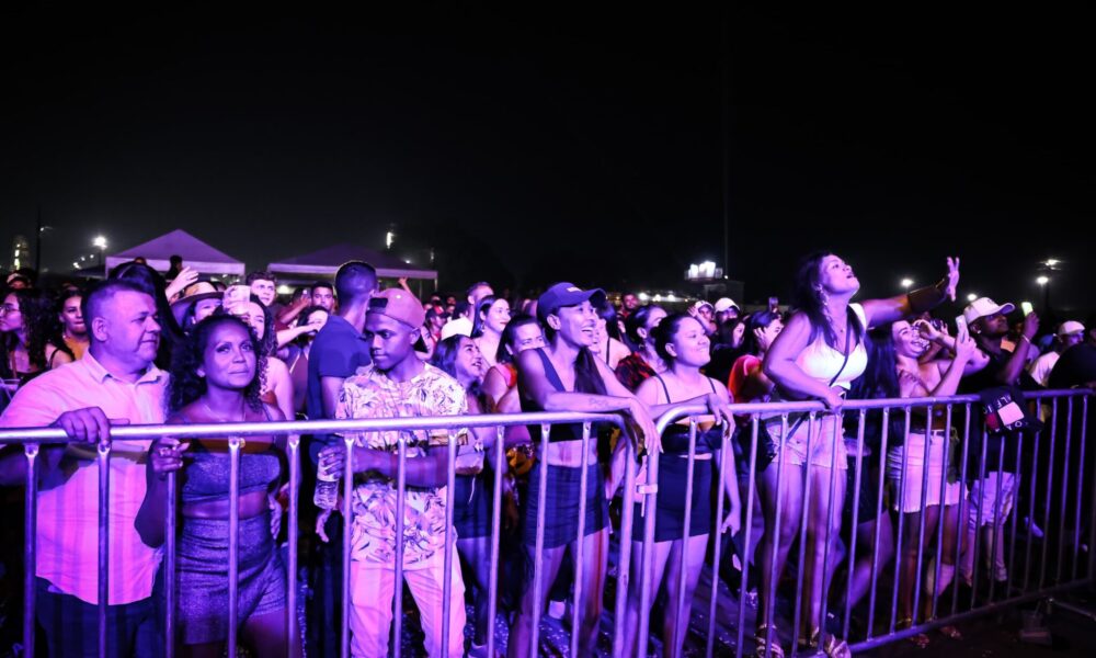 Festa em alusão ao Dia do Trabalhador acontecerá em Rio Branco, com a atração nacional Chiclete com Banana, e em Cruzeiro do Sul com Alanzim Coreano e a banda Rabo de Vaca. Foto: Marcos Santos/Secom
