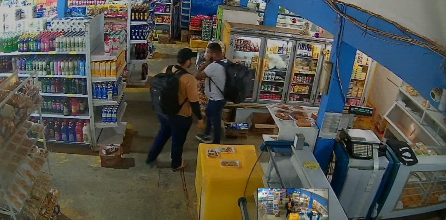 Vídeo: dupla furta quase R$ 1 mil em chocolates e manteiga