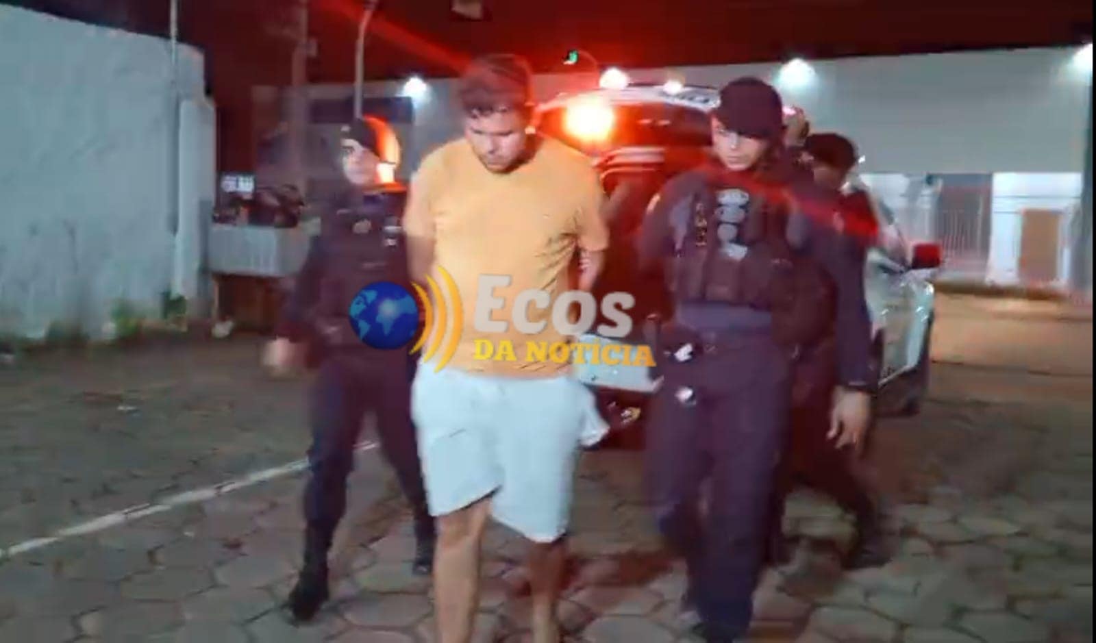 Jovem é preso enquanto vendia drogas na Baixada da Sobral