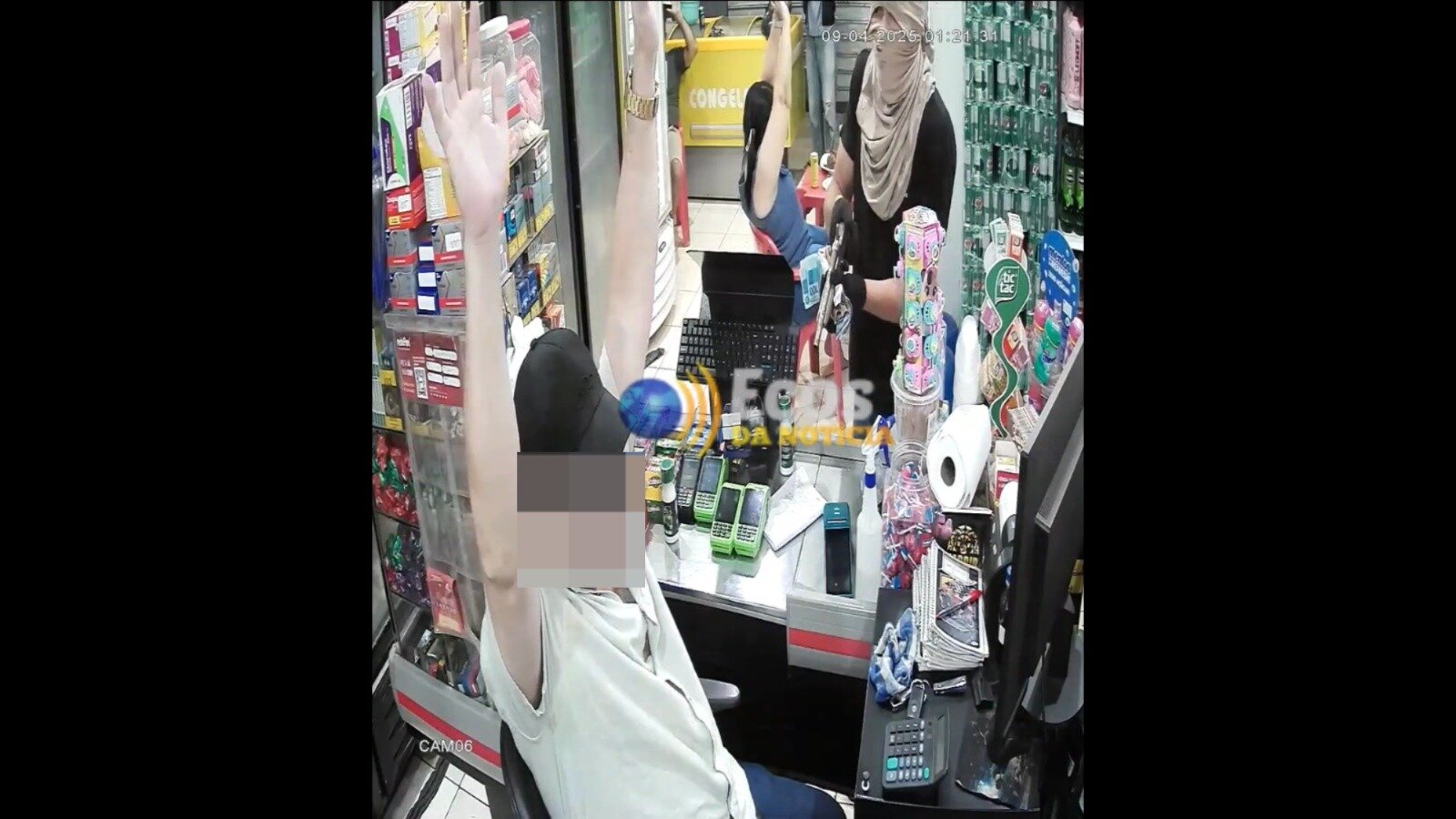 Criminosos roubam aproximadamente R$ 8 mil em assalto a estabelecimento no centro de Xapuri; veja vídeo