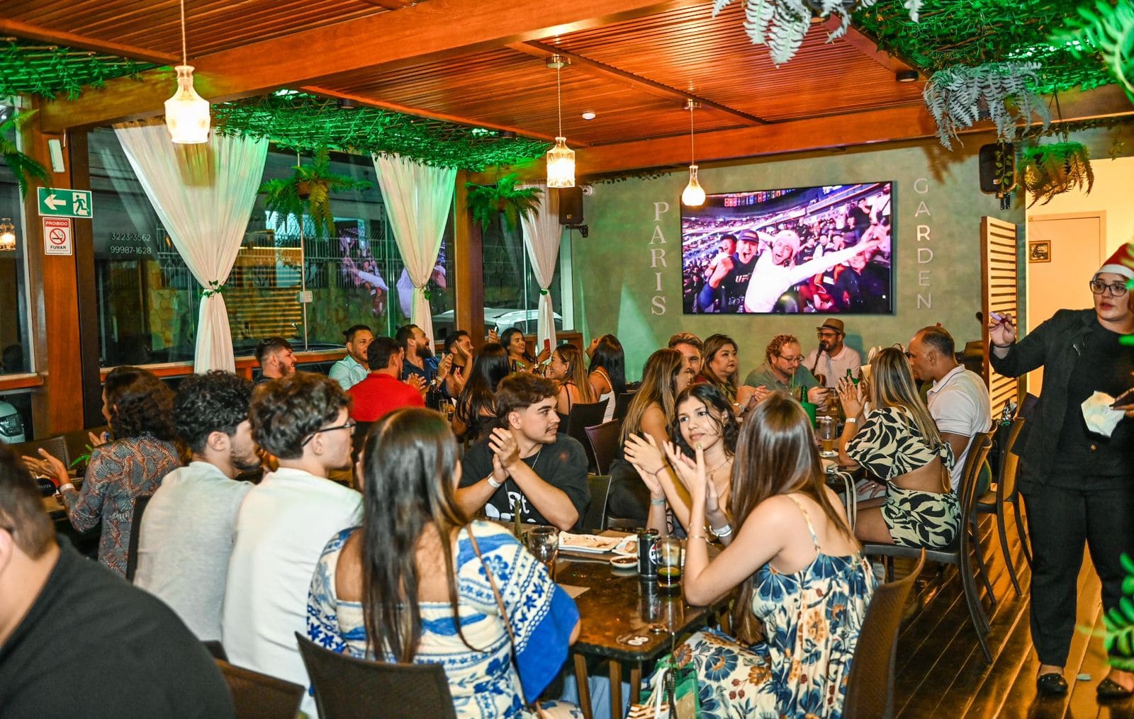 Paris Garden lança happy hour com petiscos e bebidas a preços promocionais