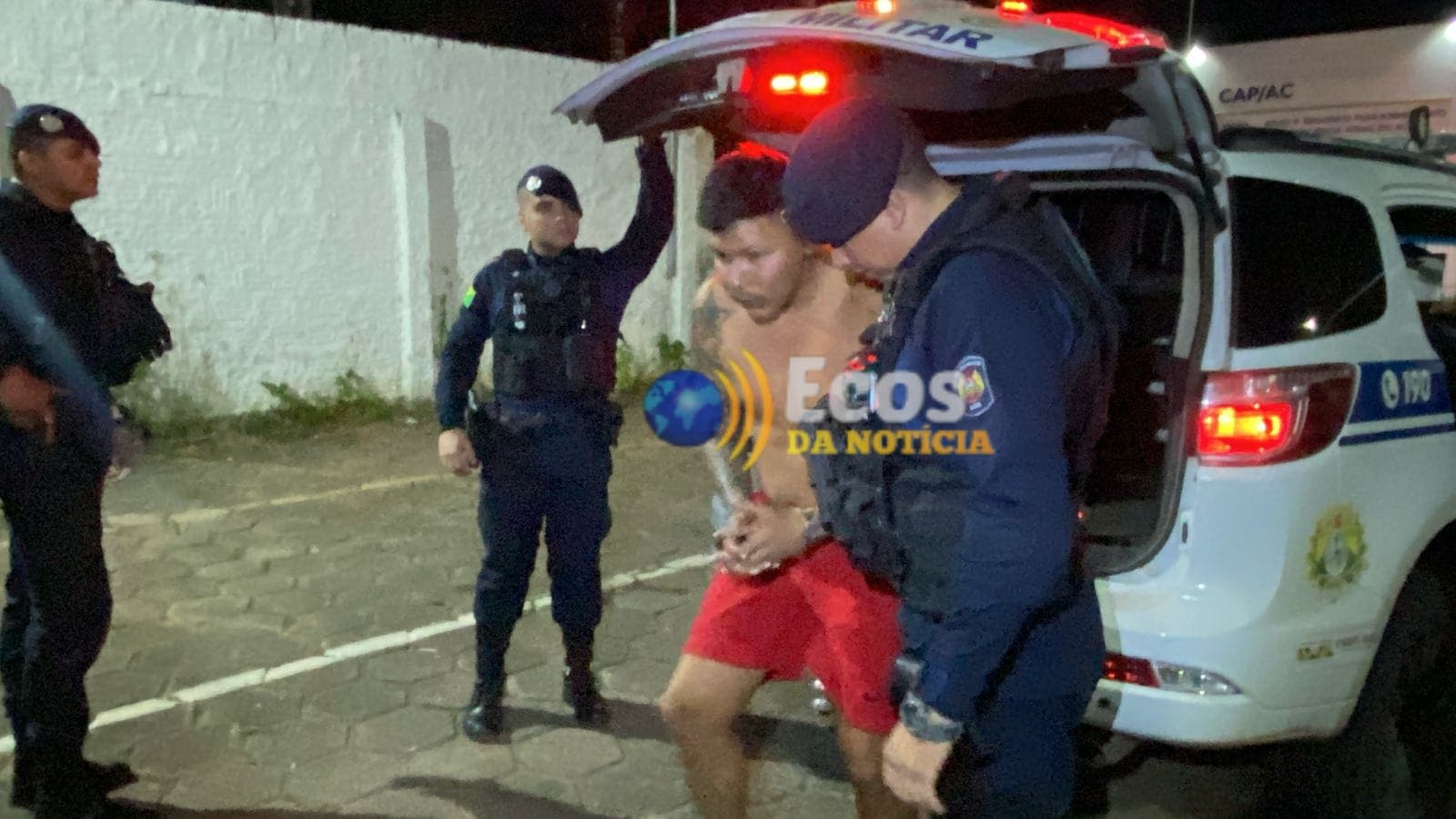 Feira do tráfico é desmontada e homem é preso em Rio Branco