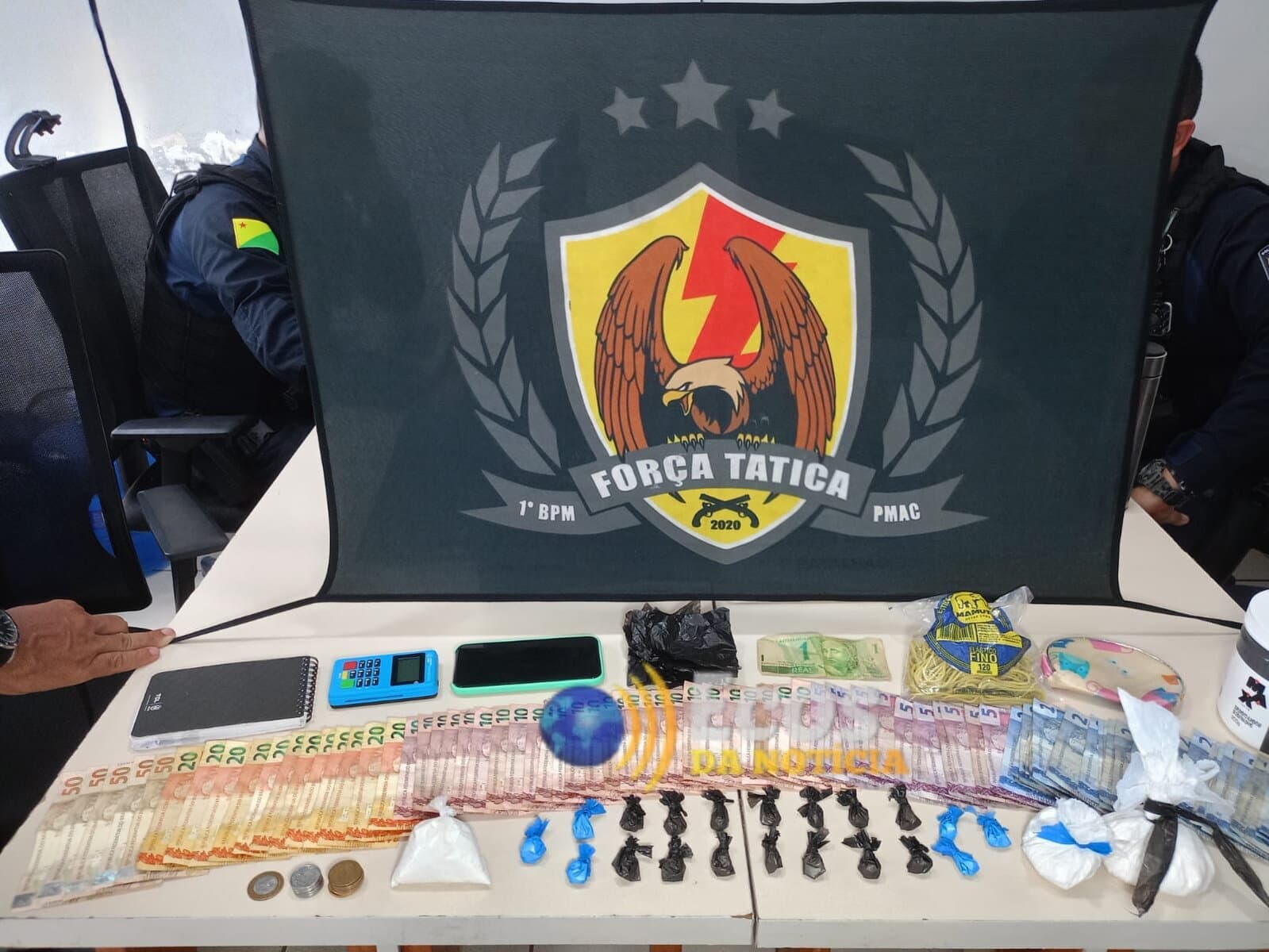 Policiais da Força Tática flagram mulheres traficando drogas no Acre