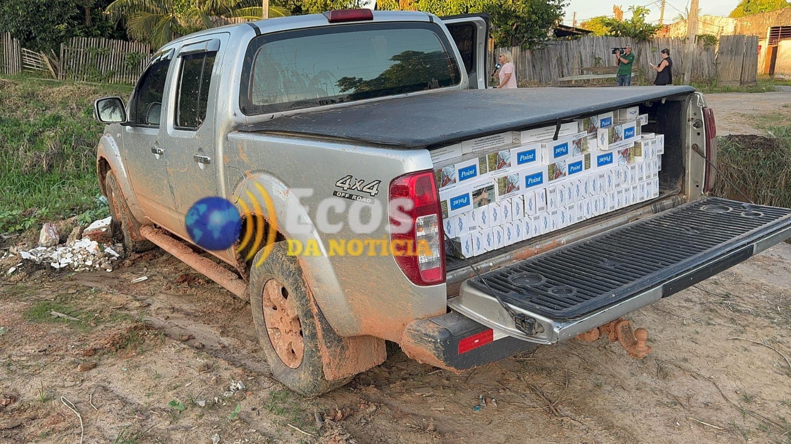Homem foge da PRF, abandona caminhonete e entra no Rio Acre em tentativa de escapar e desaparece