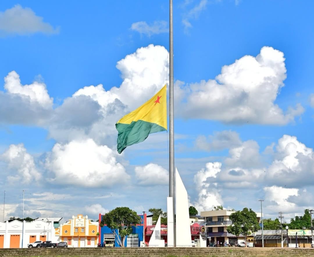 Governo do Estado do Acre decreta luto oficial de sete dias pela morte do Papa Francisco