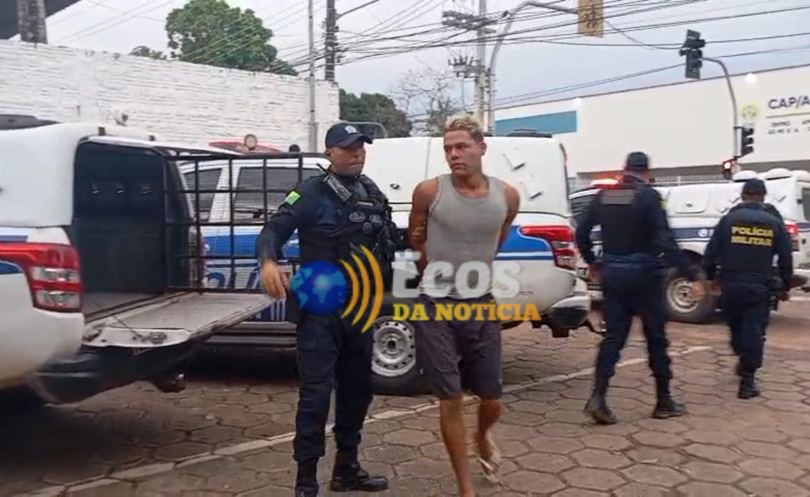 Estudante usa benefício do governo para financiar tráfico e é apreendido com comparsas em Rio Branco