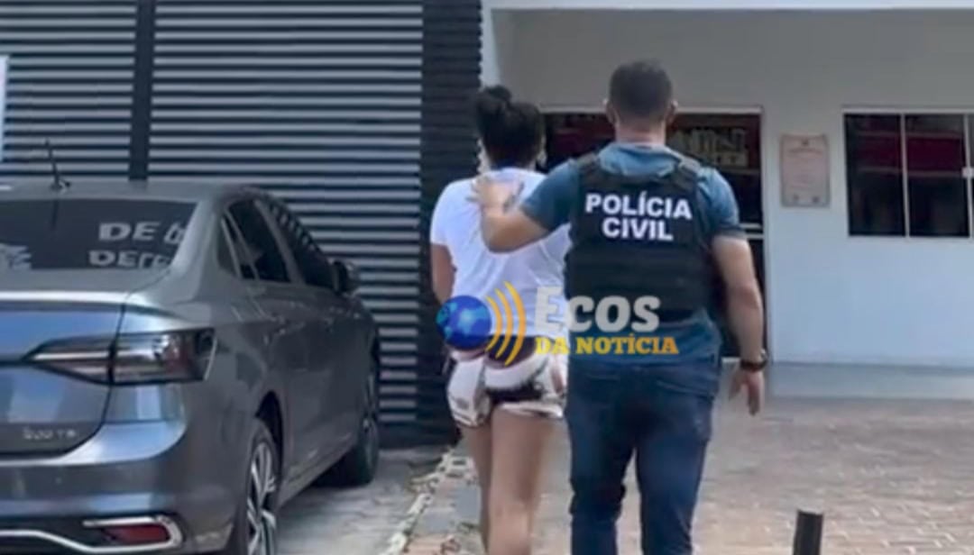 No AC, mulher é presa com drogas escondidas em sacos de farinha