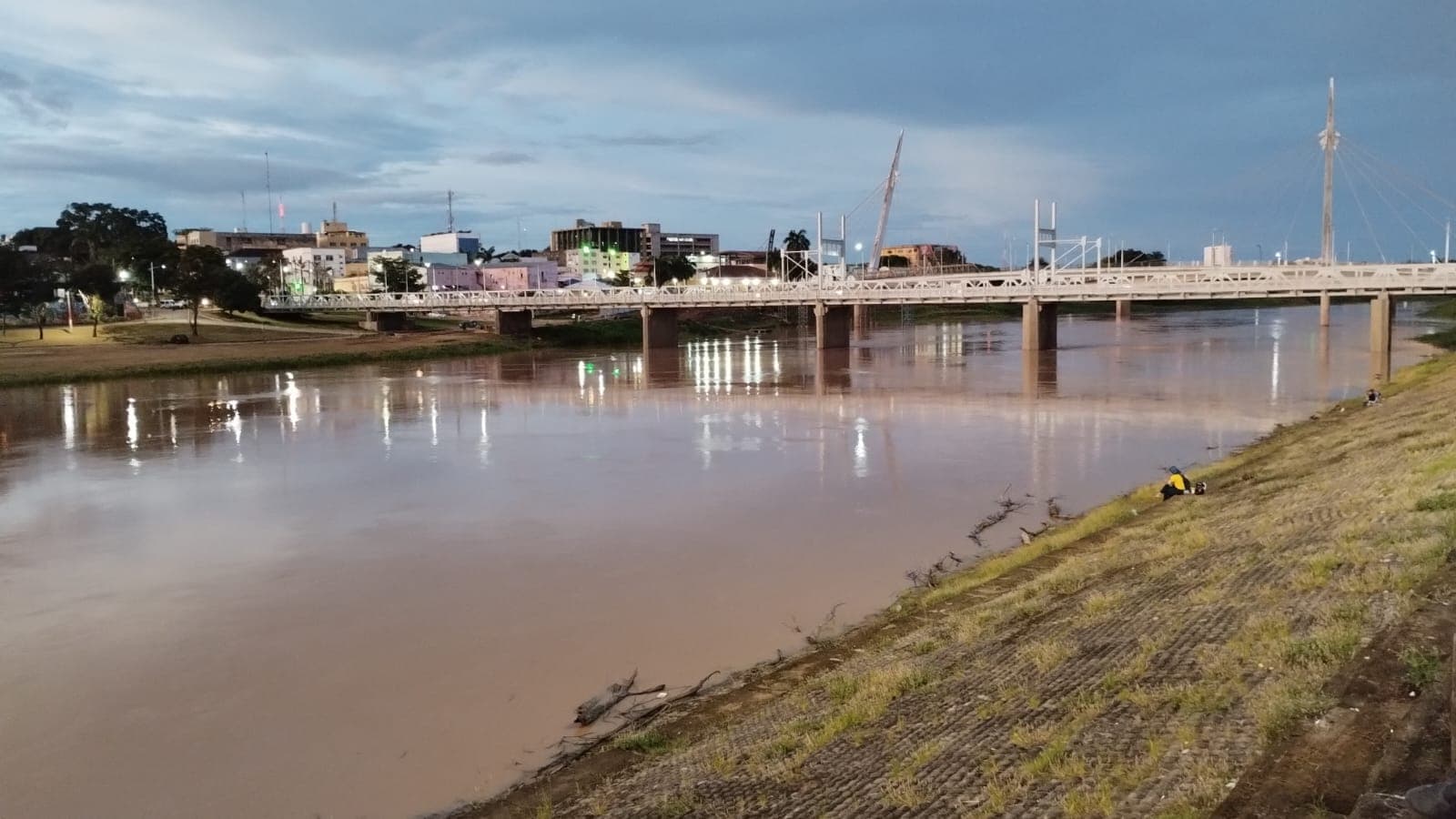 Nível do Rio Acre registra 6,51m nesta sexta, diz Defesa Civil