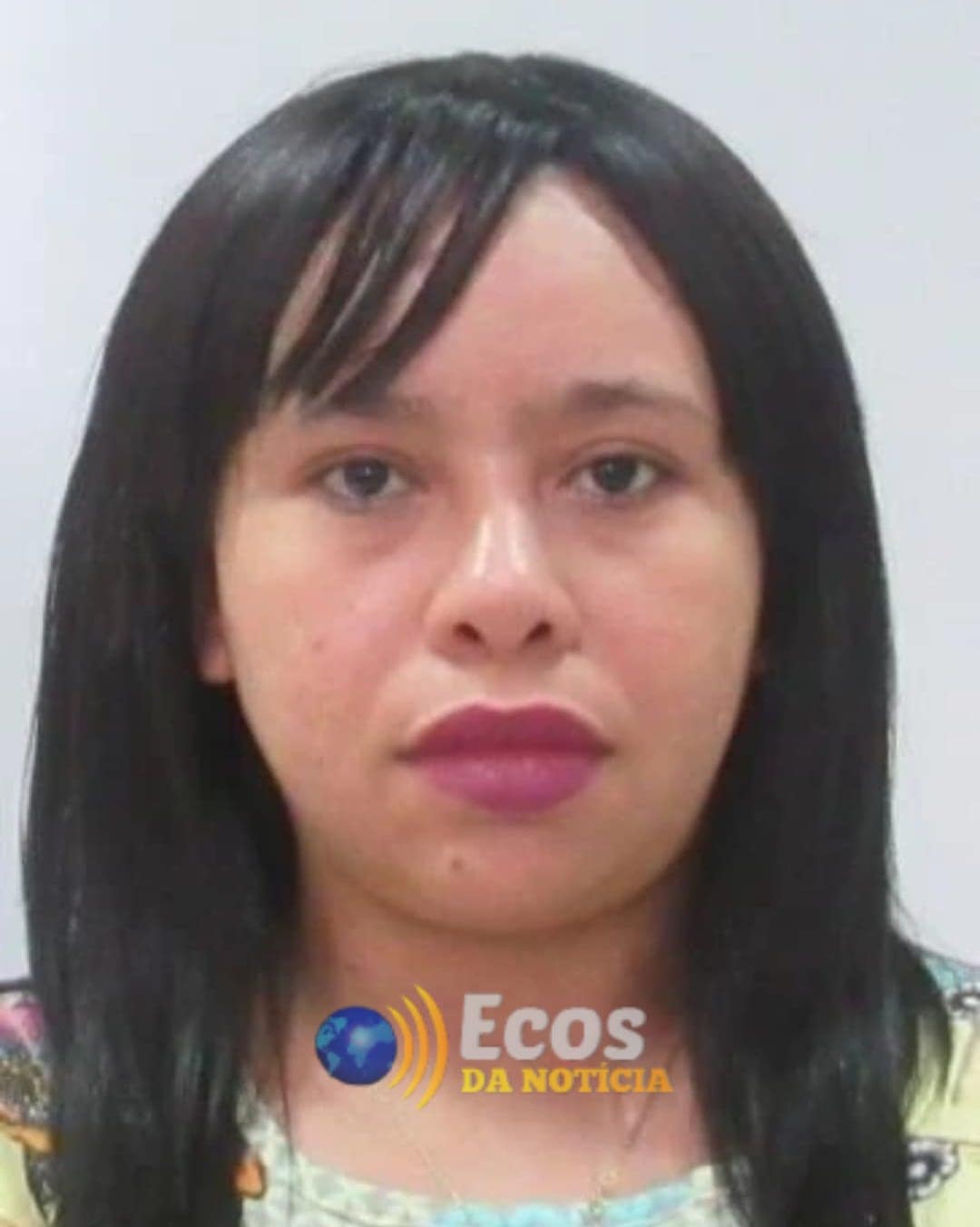 Mulher sofre mal súbito e morre no quintal de casa na frente dos filhos