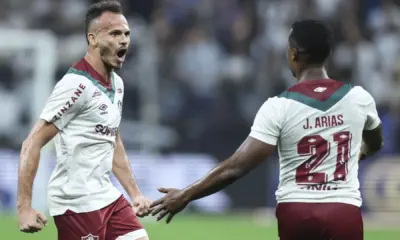 Renê e Jhon Arias, os autores dos gols do Fluminense contra o Corinthians • Alexandre Schneider/Getty Images