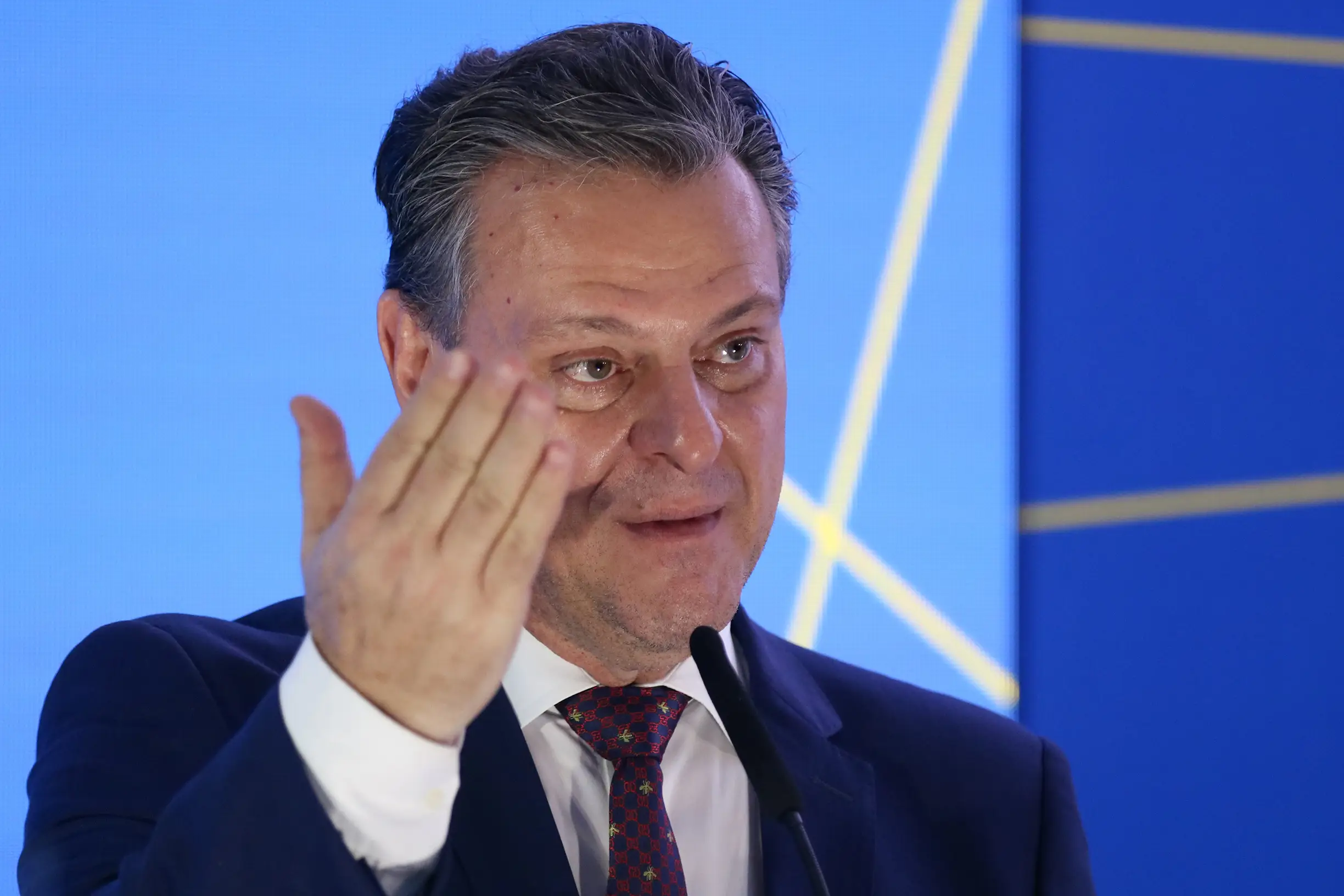 Ministro da Agricultura prevê retomada de exportação de frango para China em 60 dias